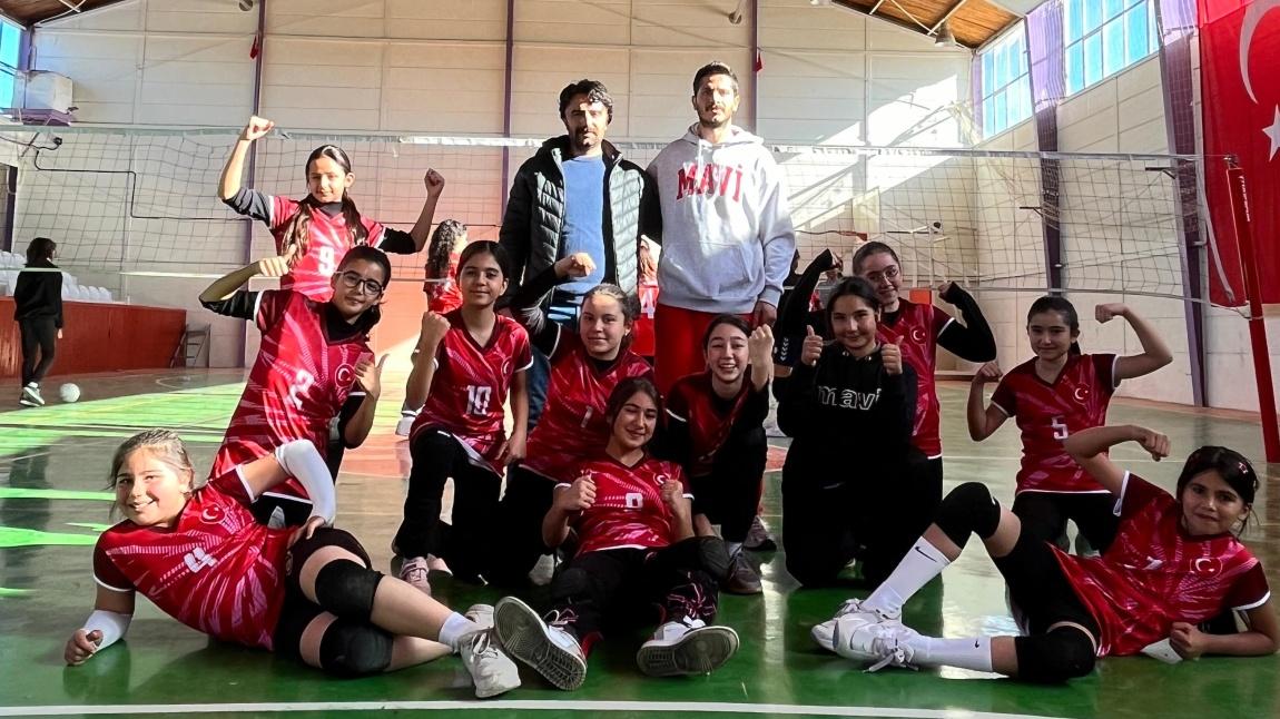 Voleybol Küçükler Kategorisi İlçe Birinciliği